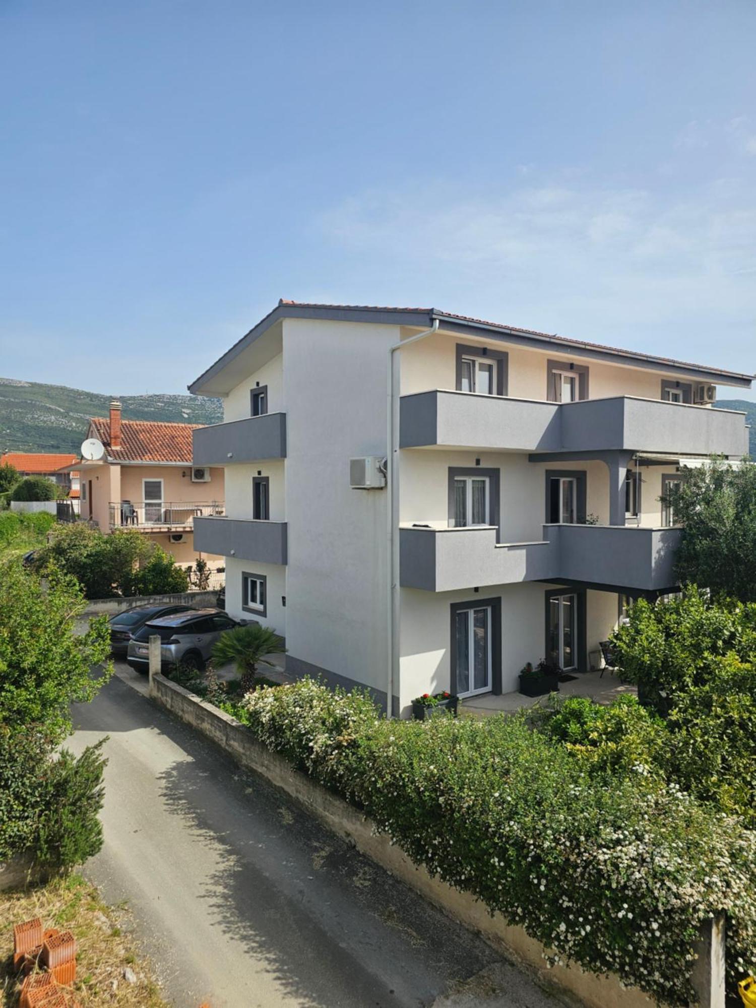 Apartmani Dianna Kaštela Exterior foto